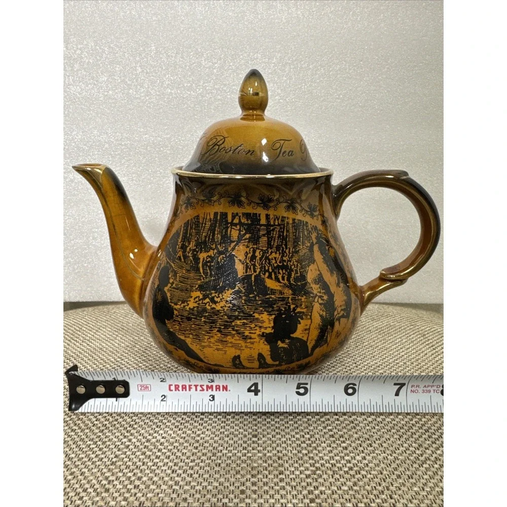 Vintage‎ Boston Tea Party 1773 Commemorative Ceramic Teapot Brown Gold Trim